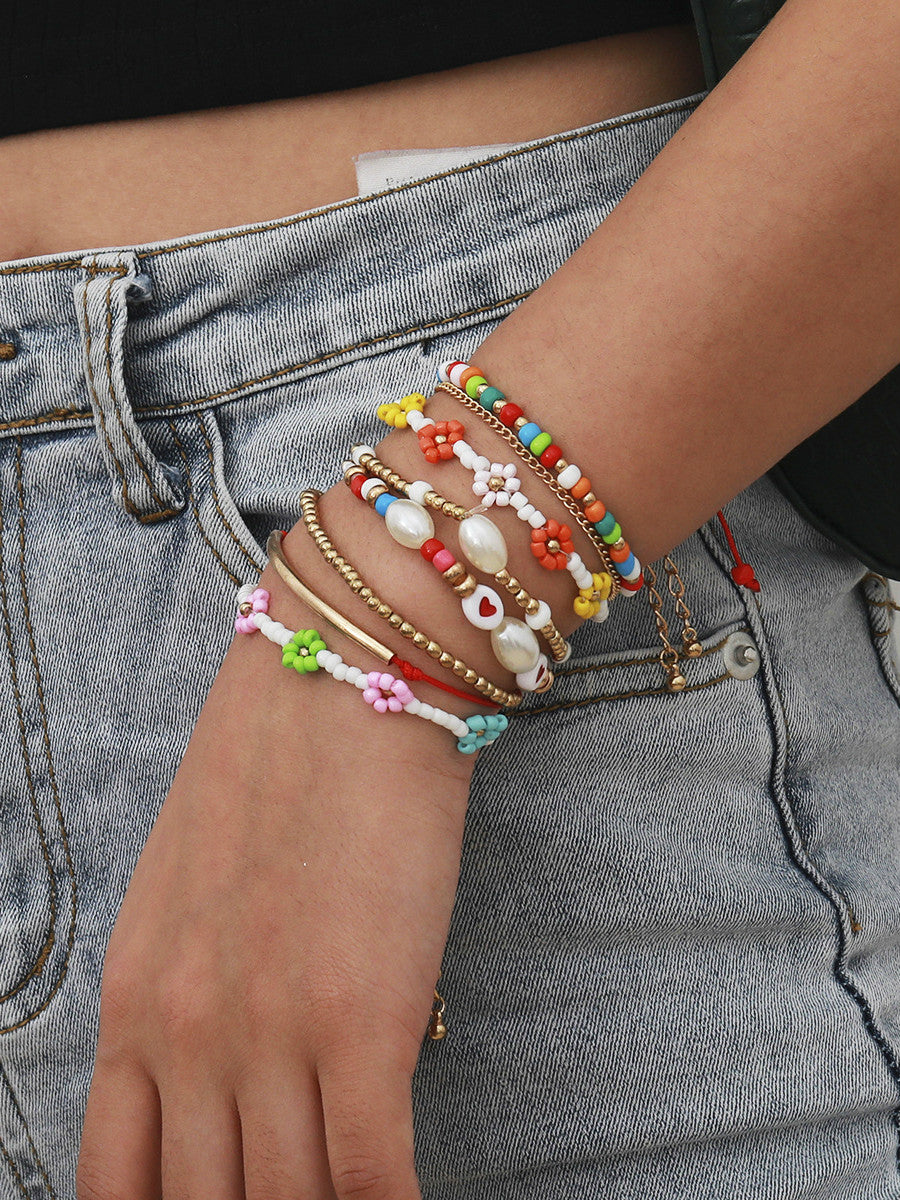 Ensemble de bracelets de perles colorées