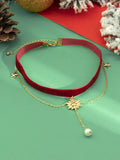 Rote Samt-Weihnachtsschneeflocke-Halskette