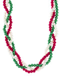 Enveloppez des colliers rétro perlés colorés