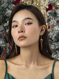 Klassische Ohrringe im Weihnachtsstil